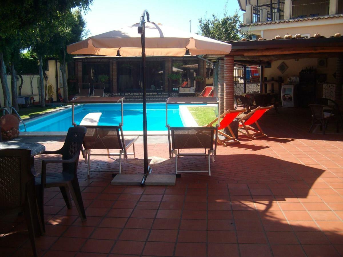 Villa Singola -Sole-Luna-Casavilladusoleil Acireale Zewnętrze zdjęcie