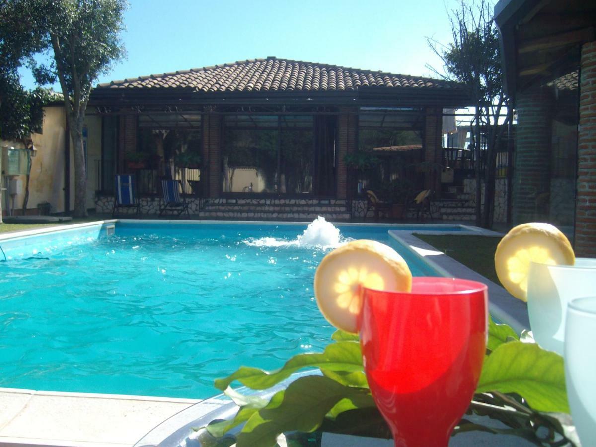 Villa Singola -Sole-Luna-Casavilladusoleil Acireale Zewnętrze zdjęcie